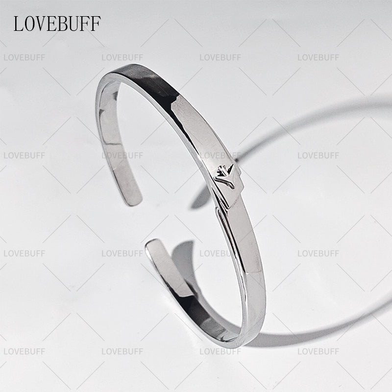 LOVEBUFF LAD Caleb Affinity 100 Ring Inspired Airplane Bracelet