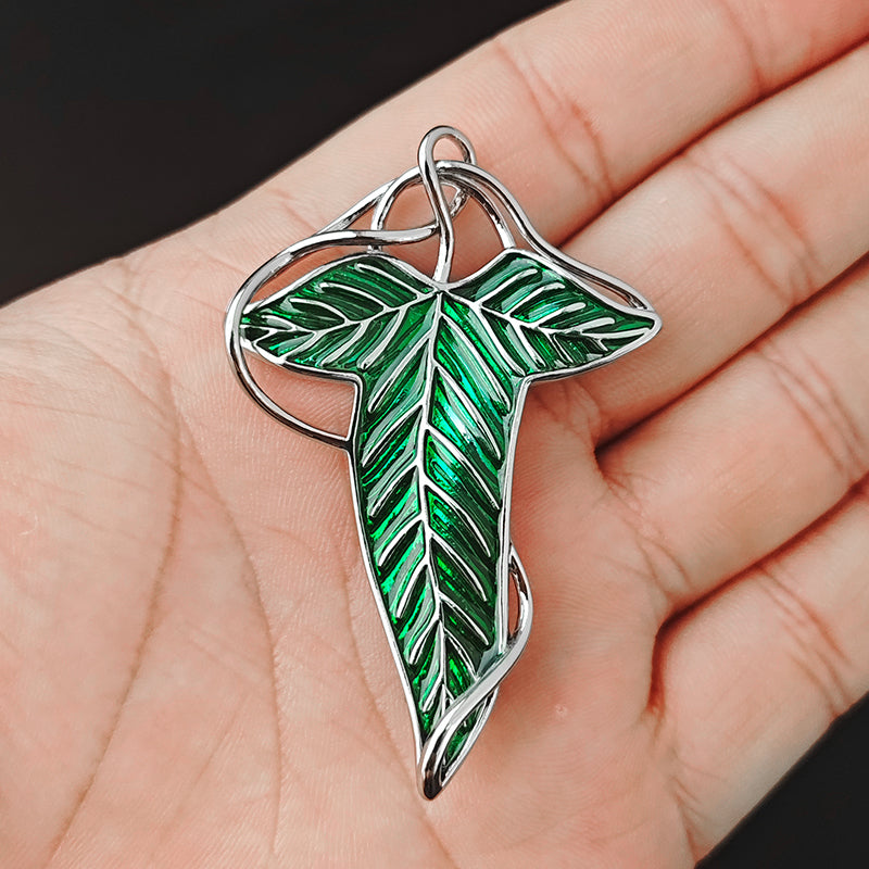 LOVEBUFF Green Leaf Brooch Enamel Pin