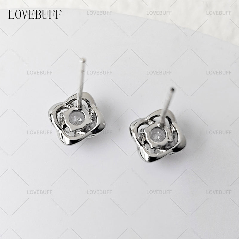 LOVEBUFF Platinum Plated Copper Four-Petal Flower Zircon Stud Earrings