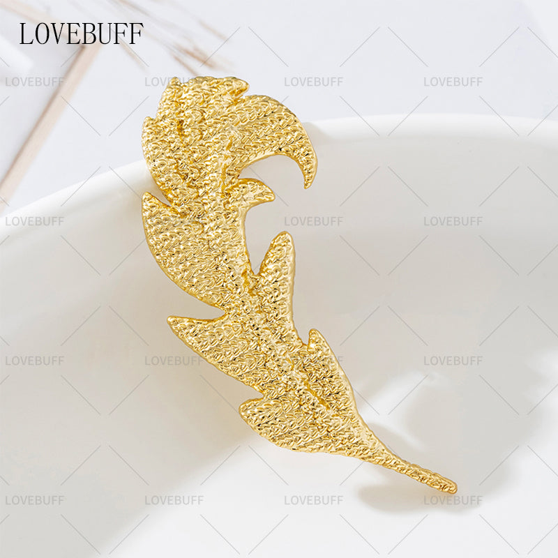 LOVEBUFF LAD Sylus Feather Brooch Cosplay Pin