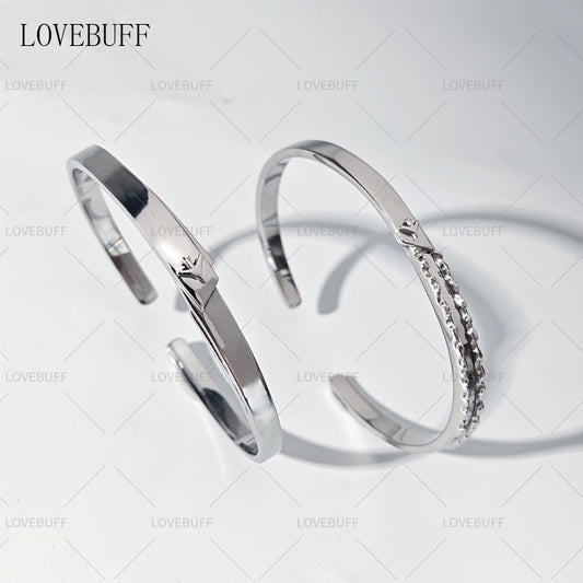LOVEBUFF LAD Caleb Affinity 100 Ring Inspired Airplane Bracelet