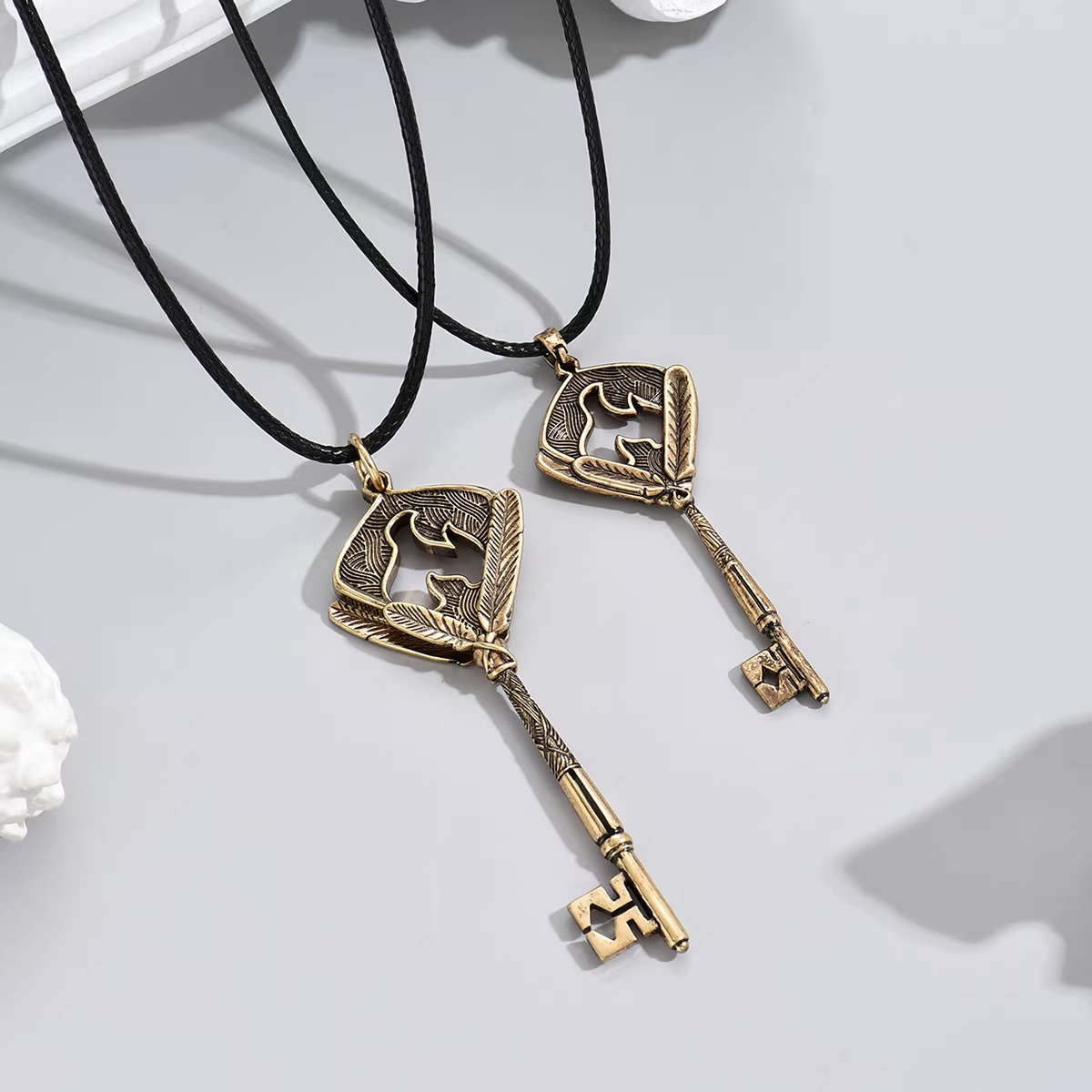 LOVEBUFF Tears of Themis Luke Pearce 테마 키 펜던트 목걸이