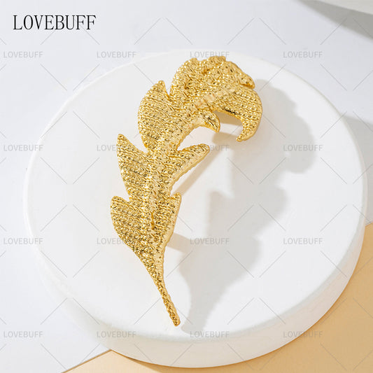 LOVEBUFF LAD Sylus Feather Brooch Cosplay Pin