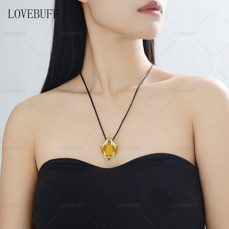 LOVEBUFF Wuthering Waves Carlotta Gift Romantic Brooch Inspired Cat's Eye Gemstone Pendant Necklace