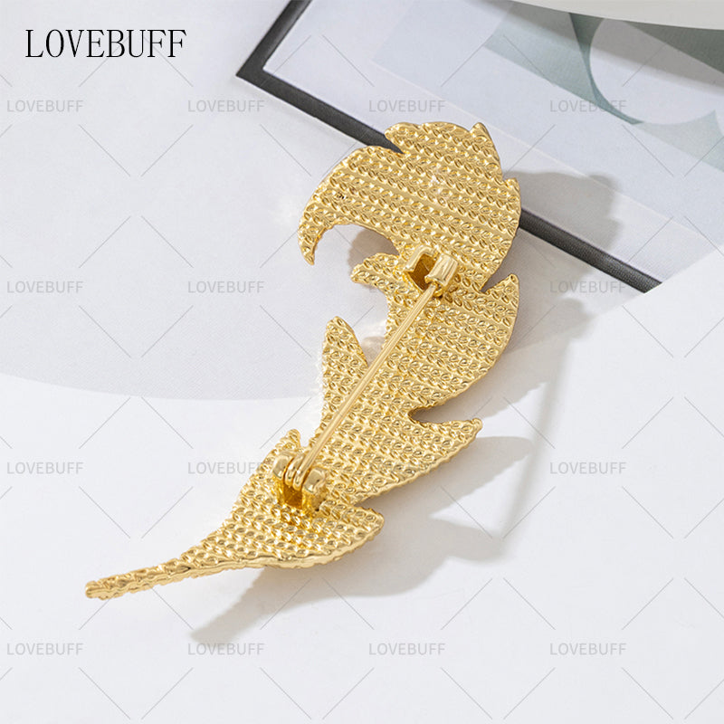 LOVEBUFF LAD Sylus Feather Brooch Cosplay Pin